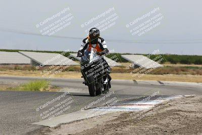 media/May-26-2025-Lets Ride (Mon) [[3bf1de1d65]]/C Group/1240pm (Wheelie Bump)/